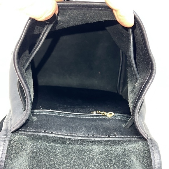 Coach Vintage Legacy 9960 Black Leather Brass Hardware Top Handle Flap Backpack - Picture 10 of 12